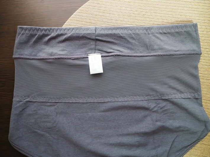 3coins_shortsforpelvicsupport