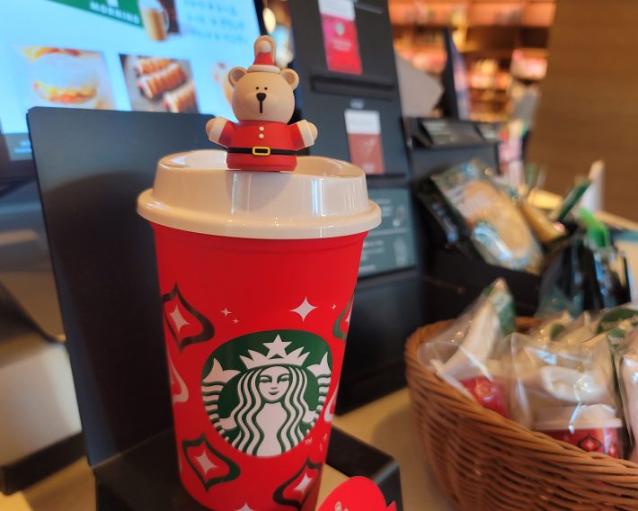 ホリデーシーズン2023がスタート