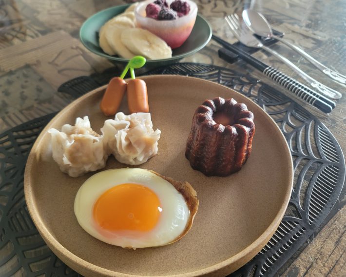 冷凍シュウマイ、目玉焼き、加熱しなくても食べられるウインナー