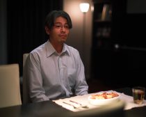 土曜ナイトドラマ『泥濘の食卓』4話より ©テレビ朝日