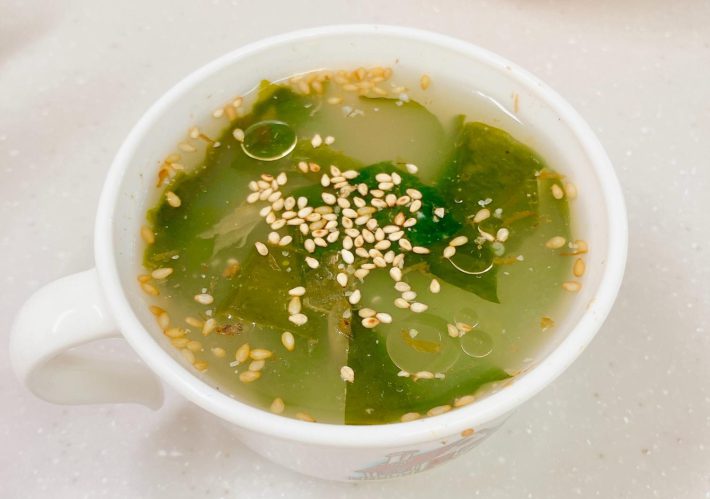 コクうま腸活わかめスープ・材料