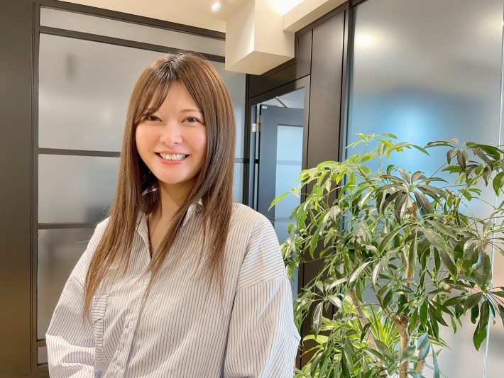 リンクバル社の事業推進部所属の影山さん