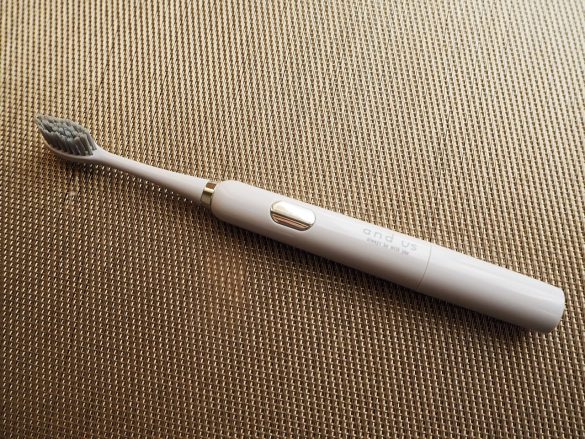 3COINS 電動歯ブラシ