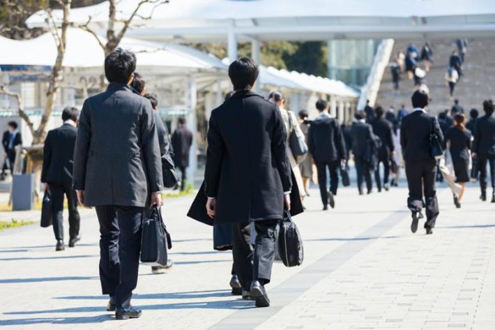 地方40代独身女性202312