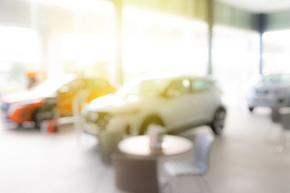 自動車ディーラー