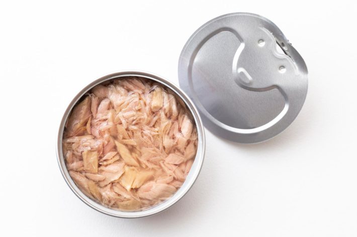 開封されたツナ缶