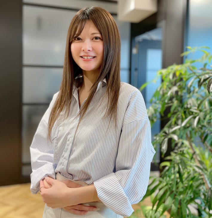 リンクバル社の事業推進部所属の影山さん