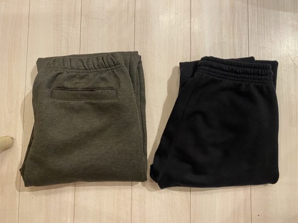 左：ワークマン　右：ユニクロ