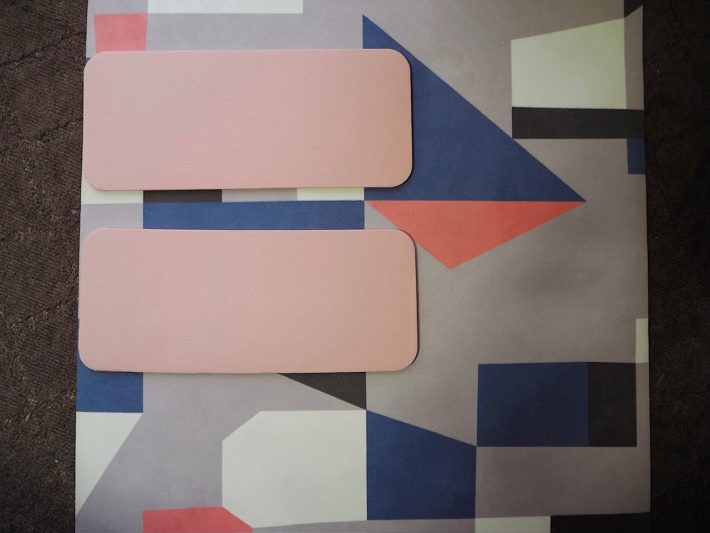 ダイソー「プランクトレーニングマット」