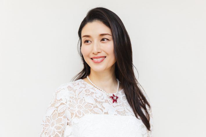 橋本マナミさん