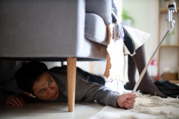 『離婚しない男―サレ夫と悪嫁の騙し愛―』4話より© テレビ朝日