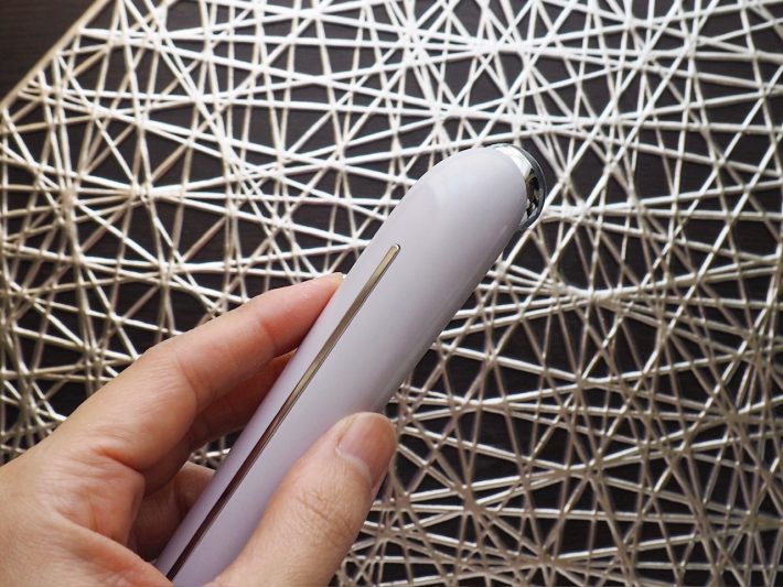 3coins「目元ケア美顔器」