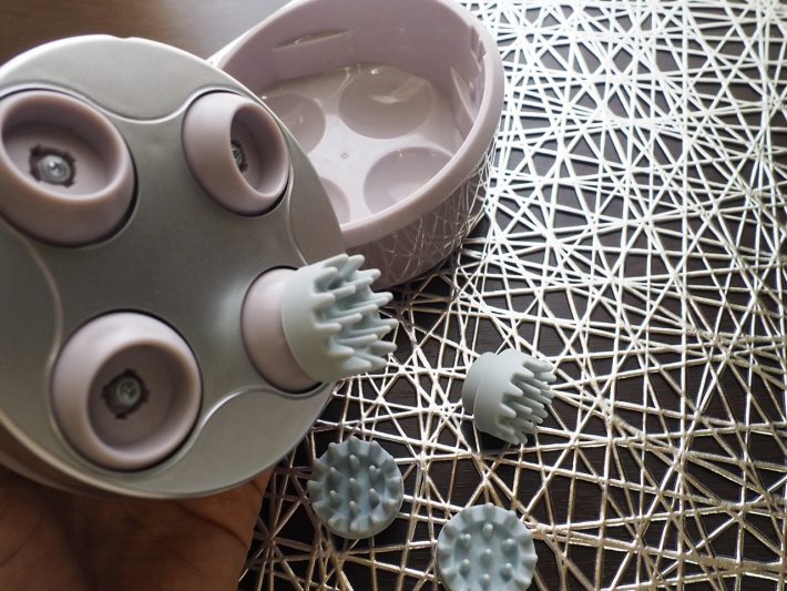 3COINS「ヘッドケアマシン」