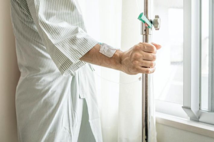 地方40代独身女性202403