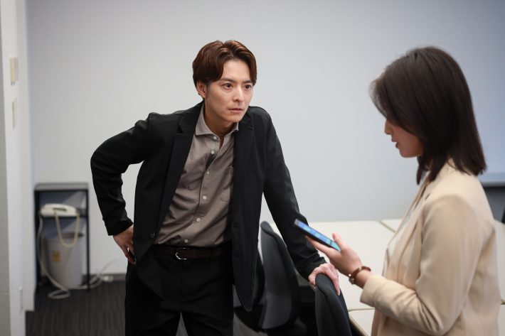 『離婚しない男―サレ夫と悪嫁の騙し愛―』7話より