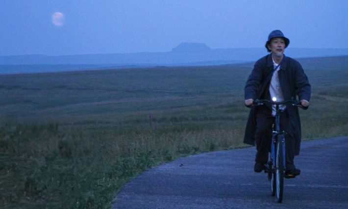 『コットンテール』より