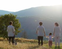 『コットンテール』より