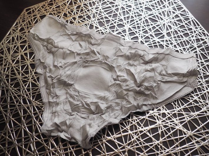 3COINS「圧縮ソックス＆ショーツ」