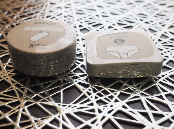 3COINS「圧縮ソックス＆ショーツ」