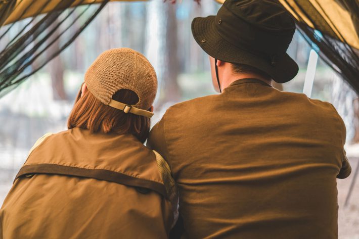 キャンプでオナラ