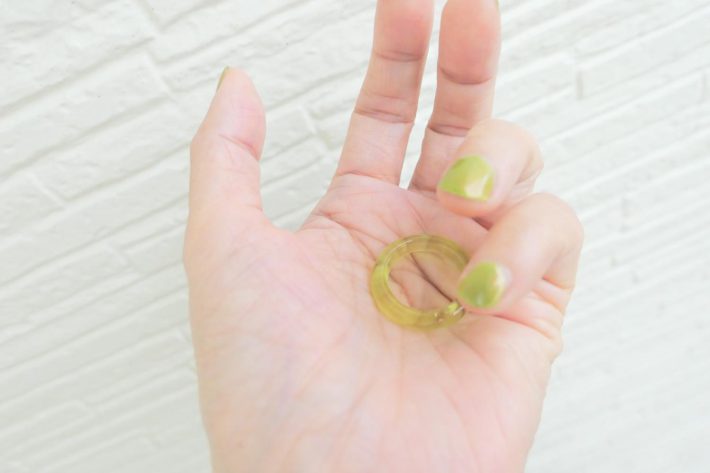 「moku」のガラスのリング