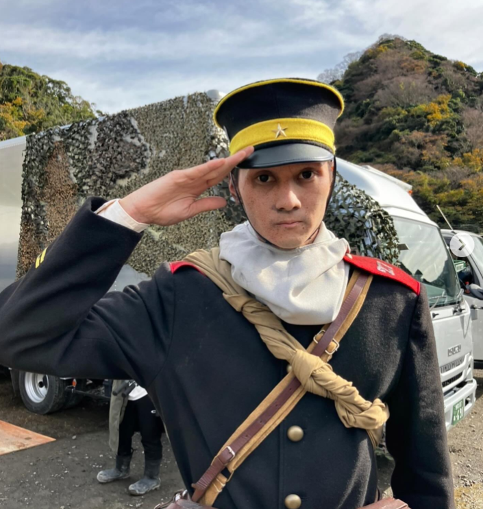 『ゴールデンカムイ』でも話題の元メンノンモデル33歳俳優、スゴい瞳の秘密を直撃