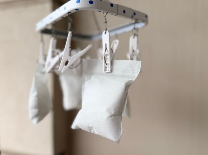 1ヶ月に1回を目安に風通しの良い日陰で干す