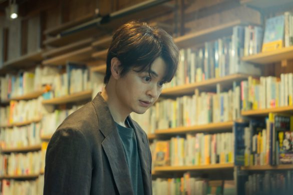 映画『違国日記』