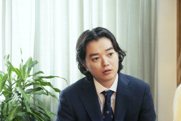 映画『違国日記』