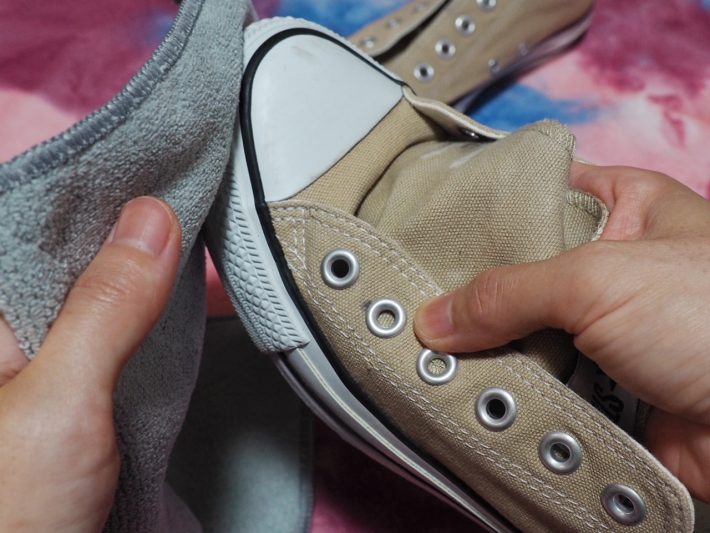 無印良品「水のいらない靴用泡クリーナー」