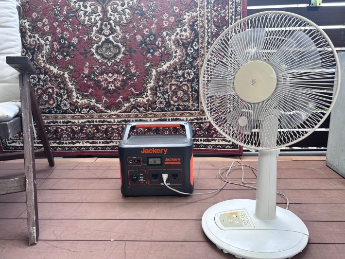 ウッドデッキで扇風機を使う時に