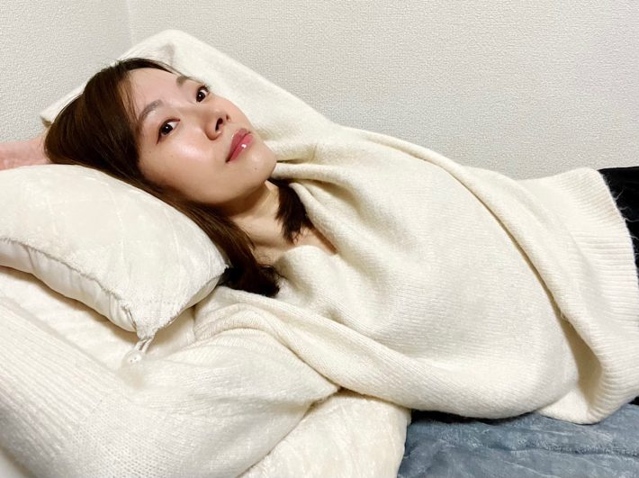 3COINS「2way背もたれクッション」