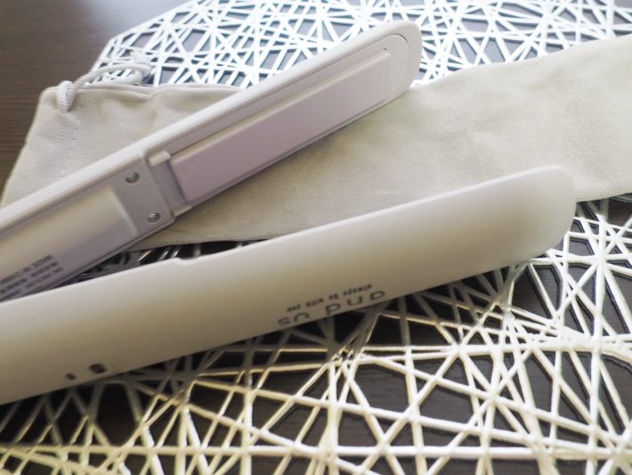 3COINS「ストレートアイロン」