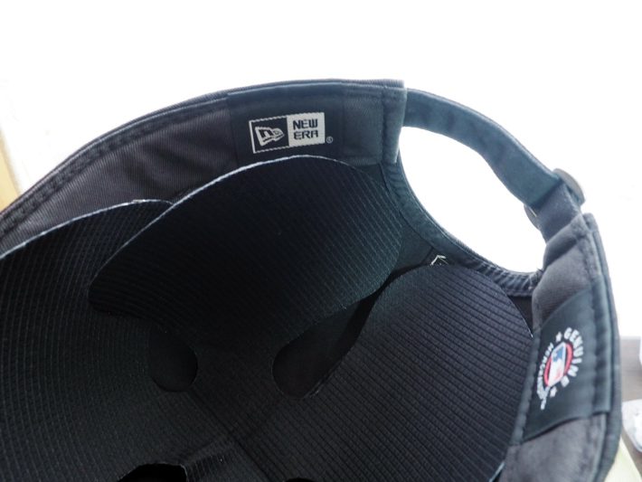 ダイソー「帽子用断熱アルミシート」