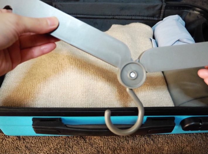 ダイソー「折りたたみハンガー」