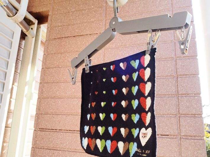 ダイソー「折りたたみハンガー」