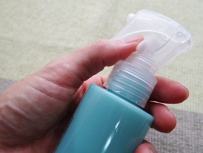 無印良品「服の上から使う ひんやりミスト」