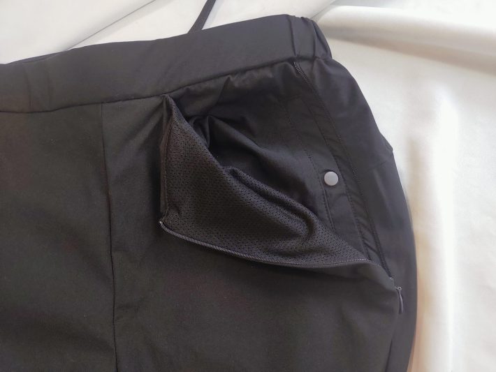 ワークマンのUVスクリーンパンツ