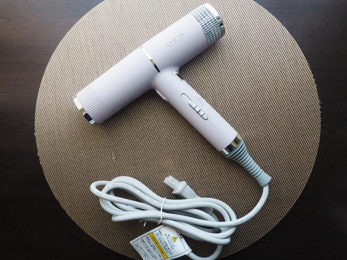 3COINS「スリムヘアドドライヤー」