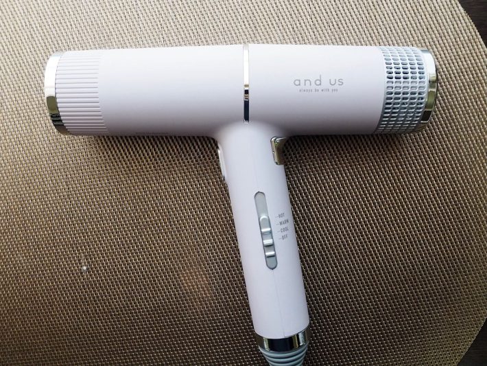 3COINS「スリムヘアドドライヤー」