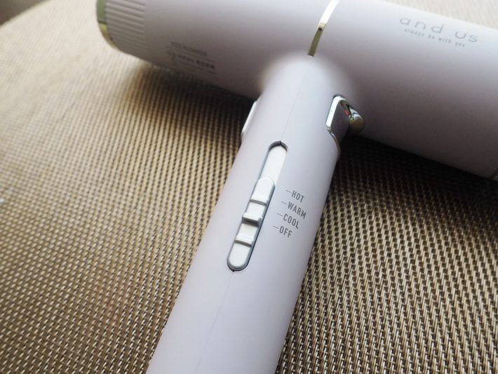 3COINS「スリムヘアドドライヤー」