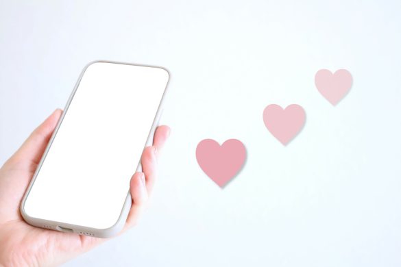 スマートフォンとハートマーク