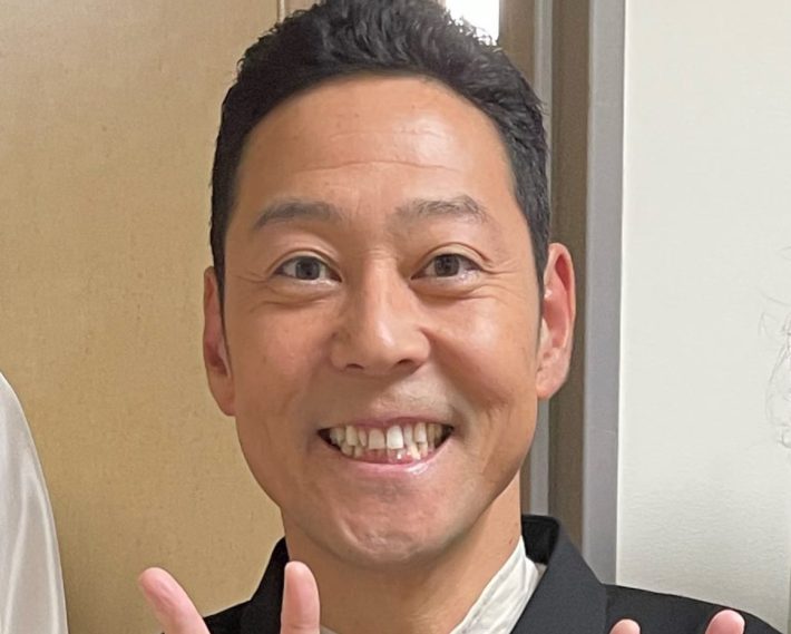 東野幸治、Snow Manとも中居正広とも新番組開始！レギュラー10本超えの57歳ベテラン芸人の意外な魅力とは