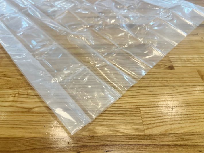 ダイソー「レインバッグカバー」