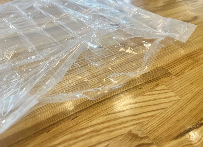 ダイソー「レインバッグカバー」