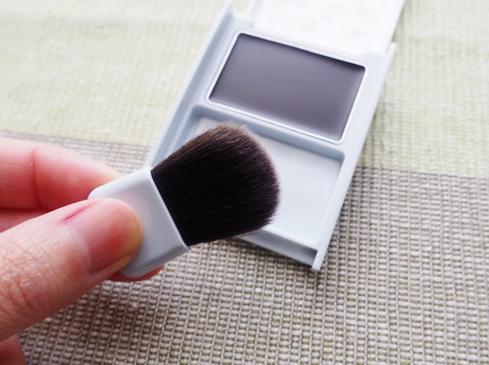 おでこ隠しバーム