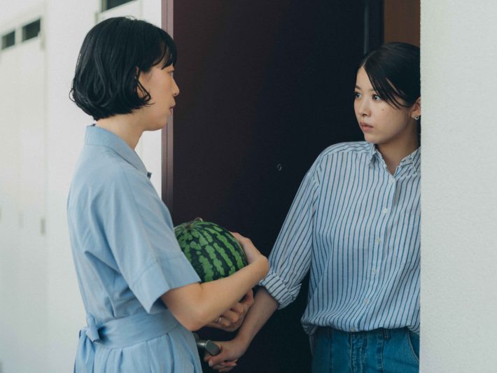 『愛に乱暴』より