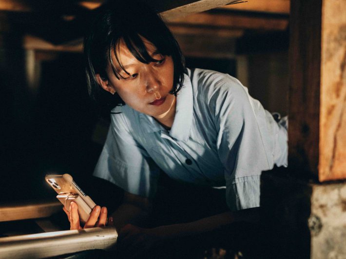 『愛に乱暴』より