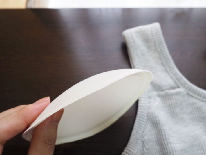 ダイソー　スポーツブラ　