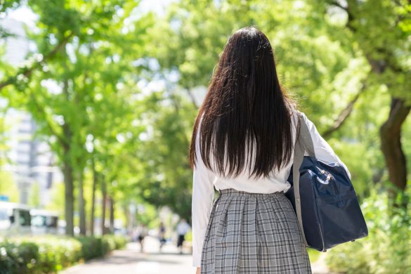 先生と女子高生の不倫